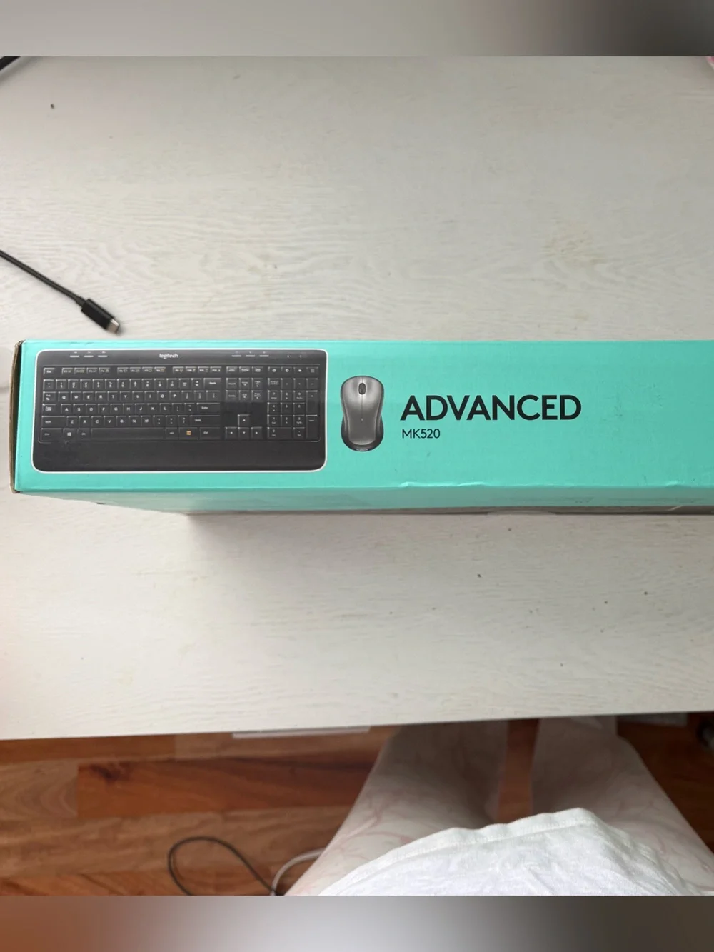 Logitech Advanced Wireless Keyboard and Mouse Combo - Brand New MK520
